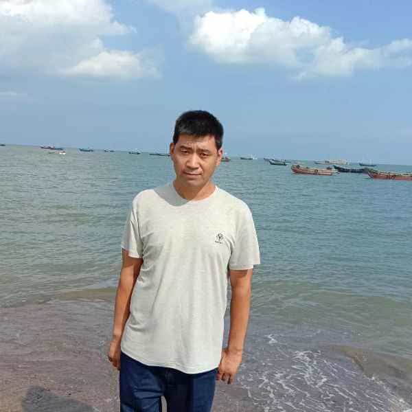 44岁岁辽宁单身帅哥 - 残疾人相亲网