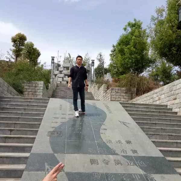 28岁岁陕西单身帅哥 - 残疾人相亲网