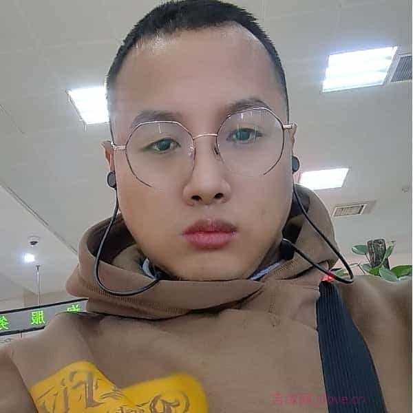 43岁岁内蒙古单身帅哥 - 残疾人相亲网